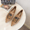 Women's Rhinestone Pointed Toe Rivet Flat Shoes